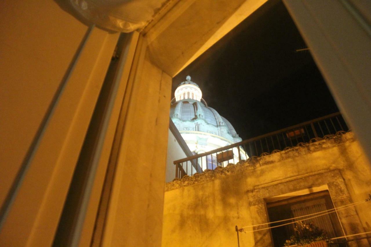 Specula Domus - Ibla Vila Ragusa Exterior foto